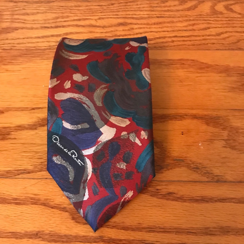 Oscar de la Renta silk tie